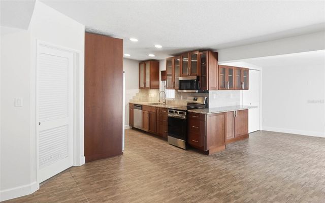 701 STRATHMORE DRIVE, Orlando, FL 32803