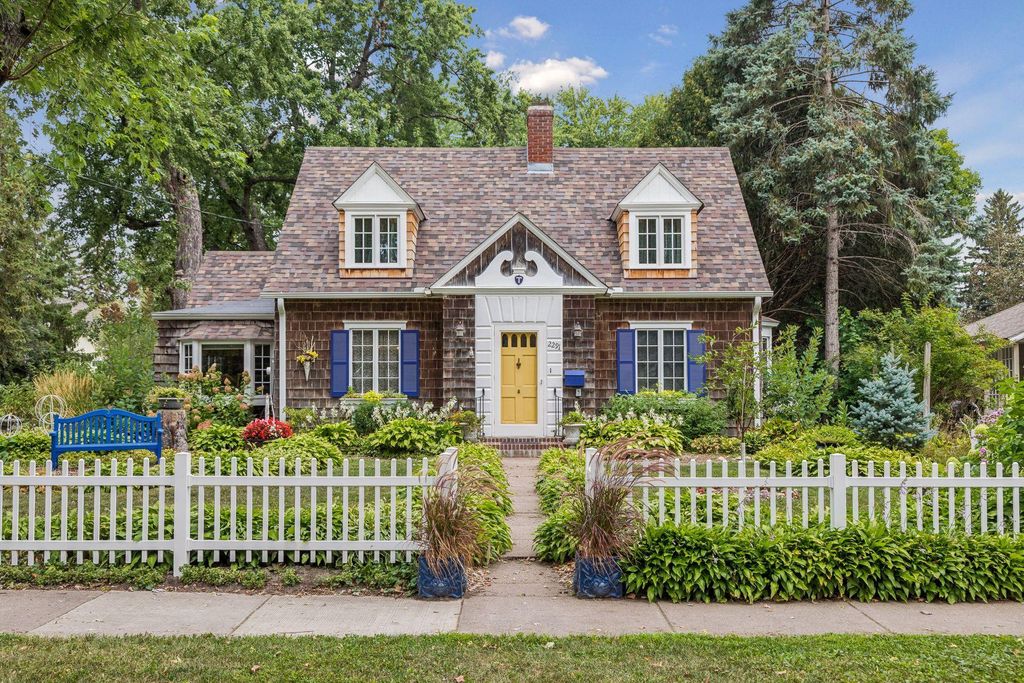 2291 5th Street, White Bear Lake, MN 55110 — exterior
