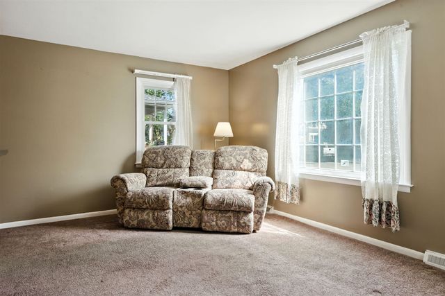 300 N Lenawee Street, Durand, MI 48429