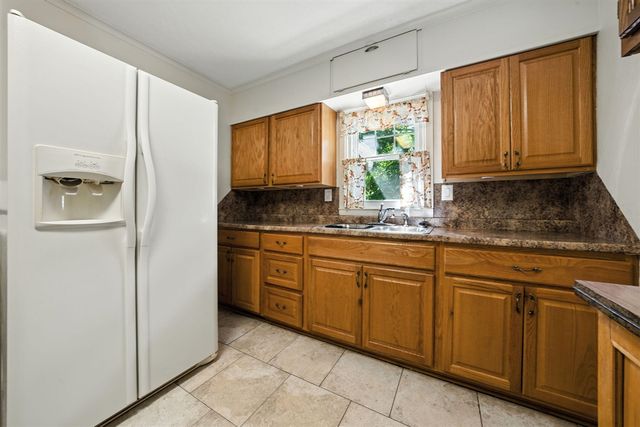 300 N Lenawee Street, Durand, MI 48429