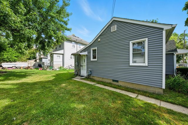 300 N Lenawee Street, Durand, MI 48429