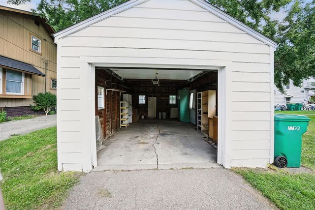 300 N Lenawee Street, Durand, MI 48429