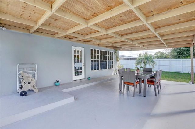 4186 SW 48th Court, Fort Lauderdale, FL 33314