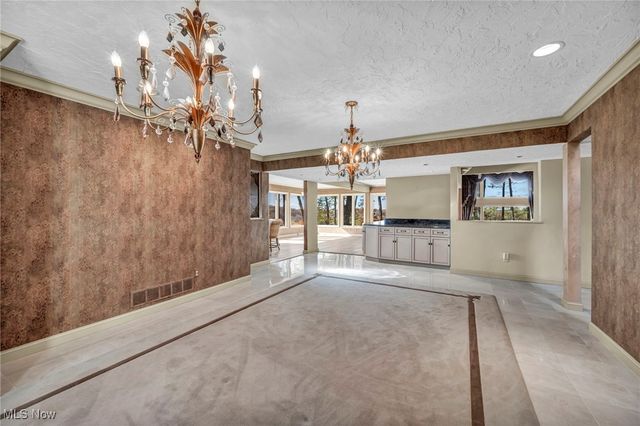 4670 Figgie Drive, Willoughby, OH 44094