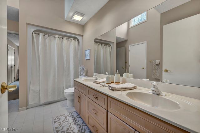 4670 Figgie Drive, Willoughby, OH 44094