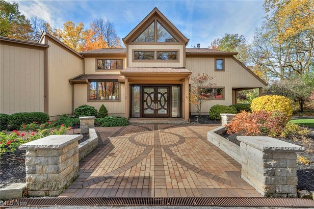 4670 Figgie Drive, Willoughby, OH 44094