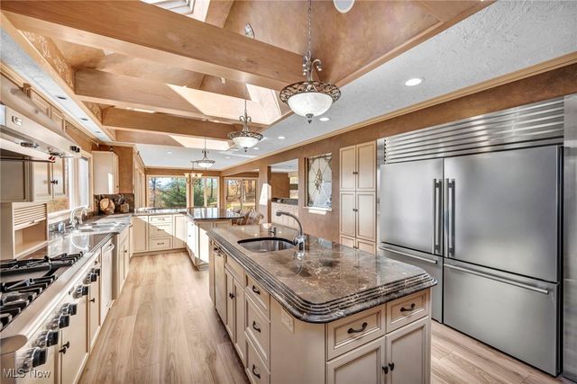 4670 Figgie Drive, Willoughby, OH 44094