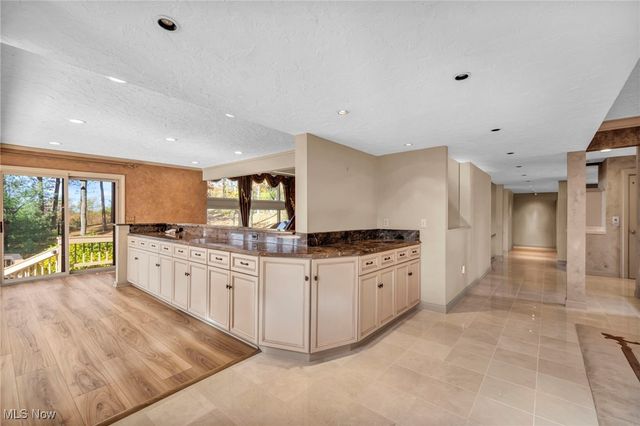 4670 Figgie Drive, Willoughby, OH 44094