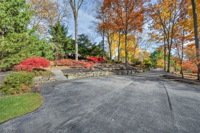 4670 Figgie Drive, Willoughby, OH 44094