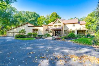 4670 Figgie Drive, Willoughby, OH 44094