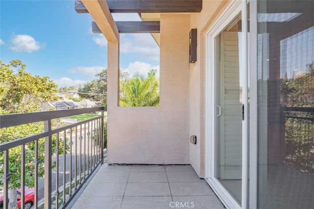 1941 Waltonia Drive 300, Montrose, CA 91020