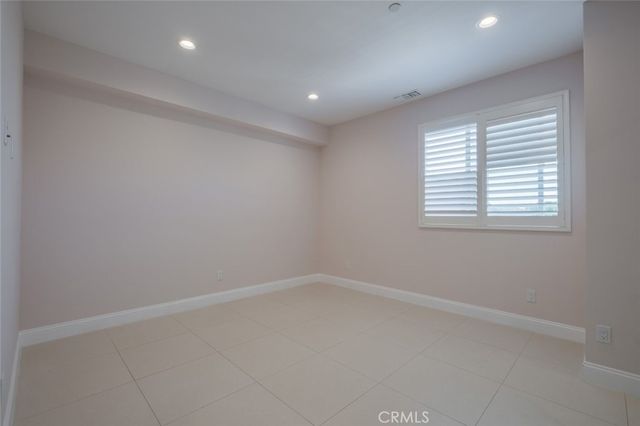 1941 Waltonia Drive 300, Montrose, CA 91020