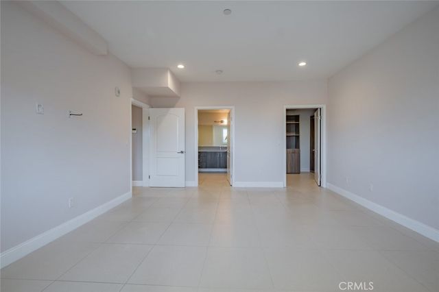 1941 Waltonia Drive 300, Montrose, CA 91020