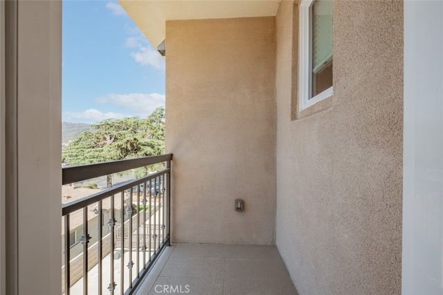 1941 Waltonia Drive 300, Montrose, CA 91020