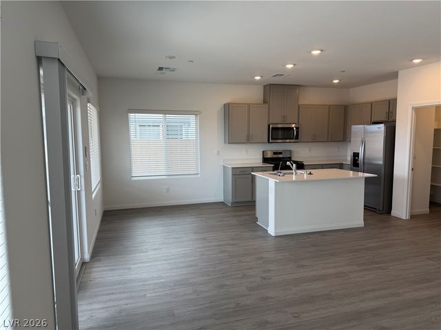1093 Saffron Toucan Lane, Henderson, NV 89011