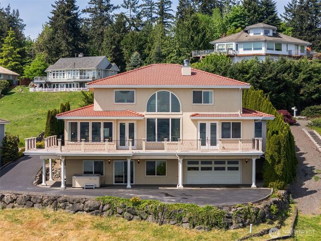 11182 Aquila Place NE, Poulsbo, WA 98370