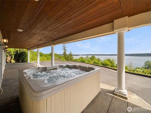 11182 Aquila Place NE, Poulsbo, WA 98370