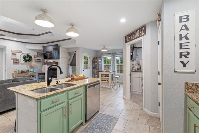 1523 William Court, Siloam Springs, AR 72761