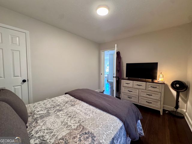 2450 Lynn Iris Drive, Decatur, GA 30032