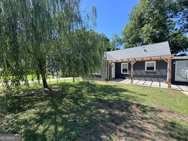 2450 Lynn Iris Drive, Decatur, GA 30032