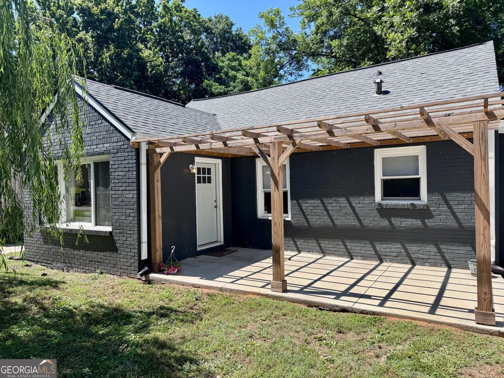 2450 Lynn Iris Drive, Decatur, GA 30032