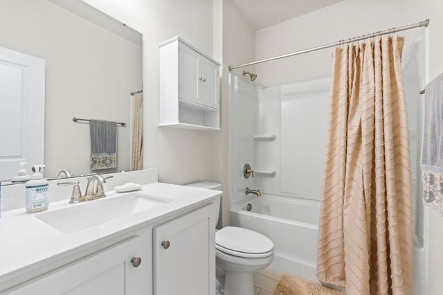 209 Kendrick St., Little River, SC 29566
