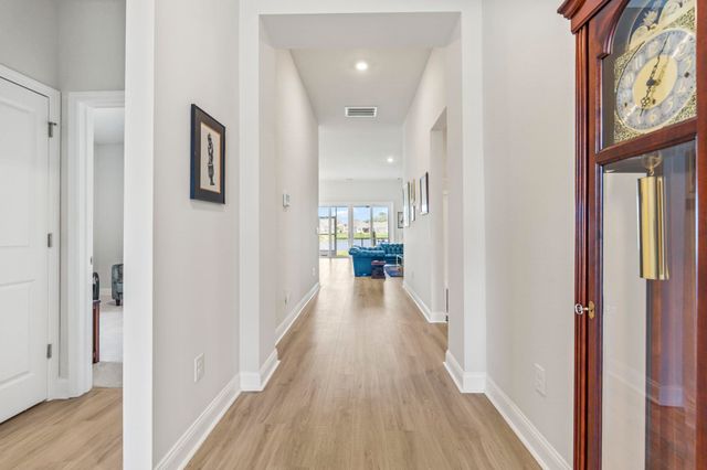 209 Kendrick St., Little River, SC 29566