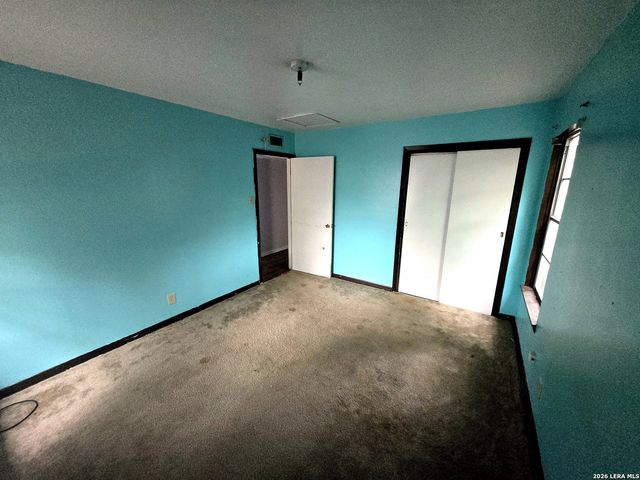 209 WINN AVE, Universal City, TX 78148