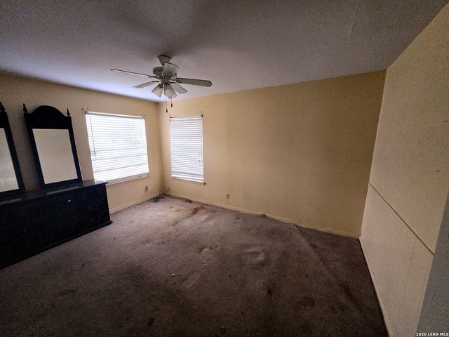 209 WINN AVE, Universal City, TX 78148