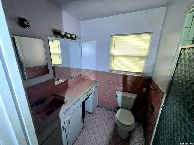 209 WINN AVE, Universal City, TX 78148