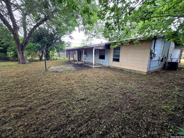 209 WINN AVE, Universal City, TX 78148