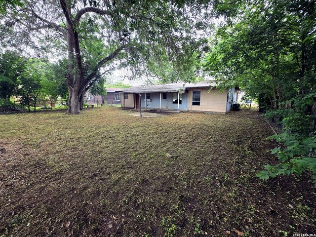 209 WINN AVE, Universal City, TX 78148