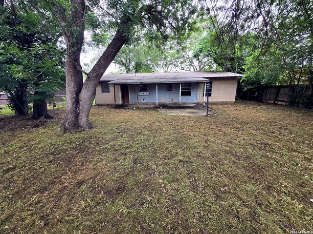 209 WINN AVE, Universal City, TX 78148