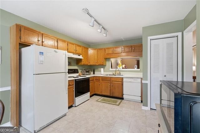 675 Coventry Township Lane, Marietta, GA 30062