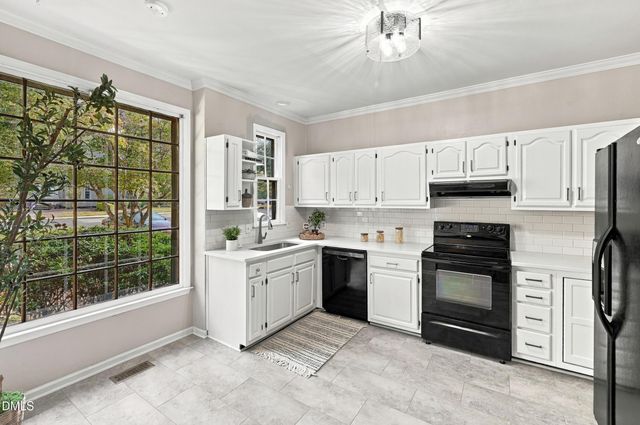 902 Albany Court, Raleigh, NC 27615