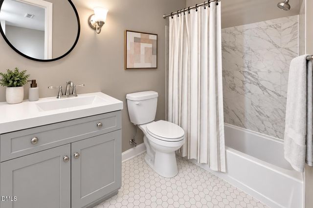 902 Albany Court, Raleigh, NC 27615