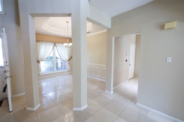 1931 PALOMA Way, Arlington, TX 76006
