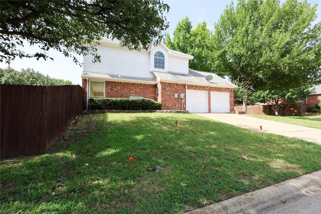 1931 PALOMA Way, Arlington, TX 76006