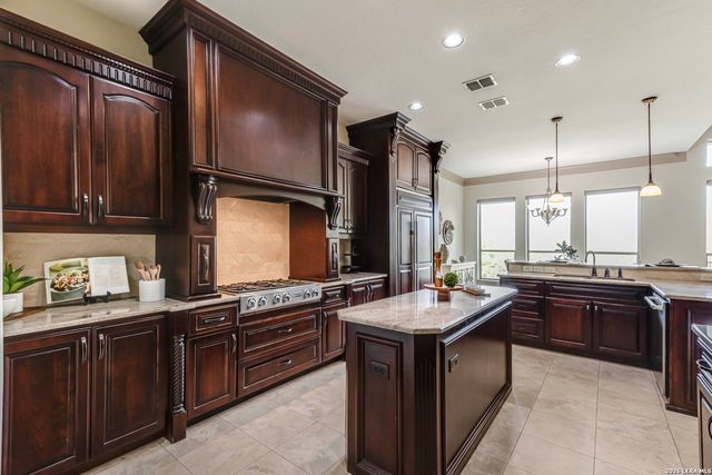 137 Westcourt Lane, San Antonio, TX 78257