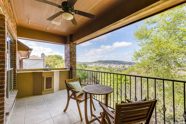 137 Westcourt Lane, San Antonio, TX 78257