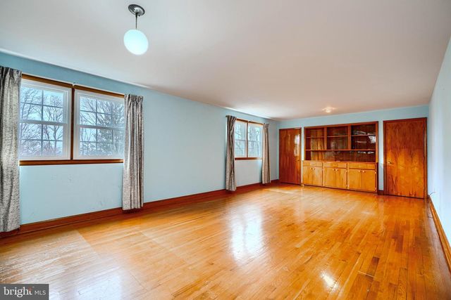 2705 FALLSTON RD, Fallston, MD 21047