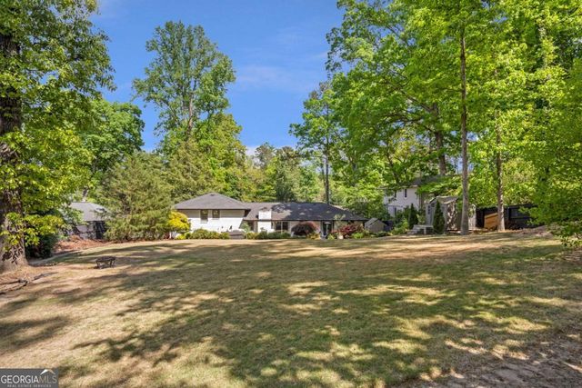 2632 Hawthorne Place NE, Atlanta, GA 30345