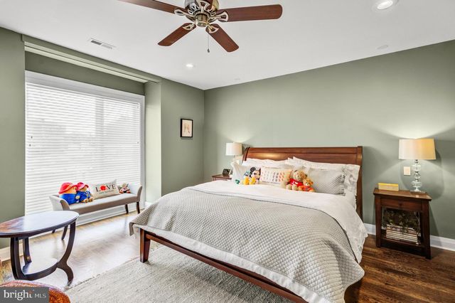 2009 NORTH ST, Philadelphia, PA 19130