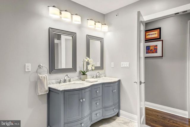 2009 NORTH ST, Philadelphia, PA 19130