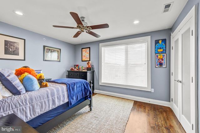 2009 NORTH ST, Philadelphia, PA 19130