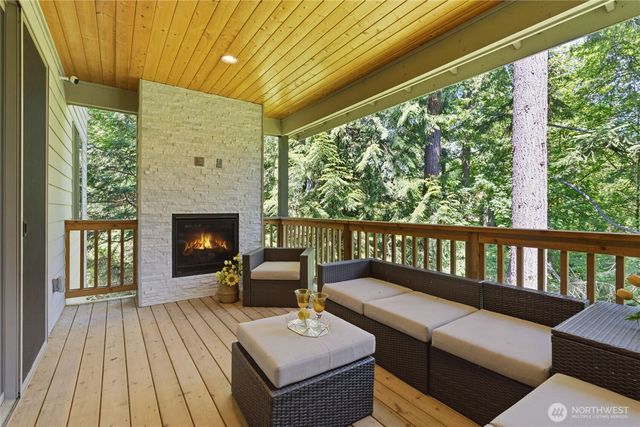 12048 SE May Creek Park Drive, Newcastle, WA 98056