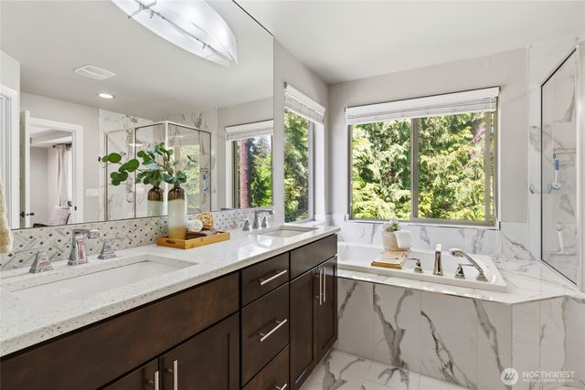 12048 SE May Creek Park Drive, Newcastle, WA 98056