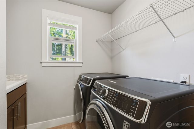 12048 SE May Creek Park Drive, Newcastle, WA 98056