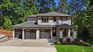 12048 SE May Creek Park Drive, Newcastle, WA 98056