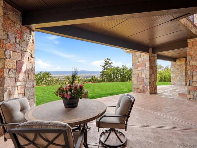 614 Cliffgate Ln, Castle Rock, CO 80108